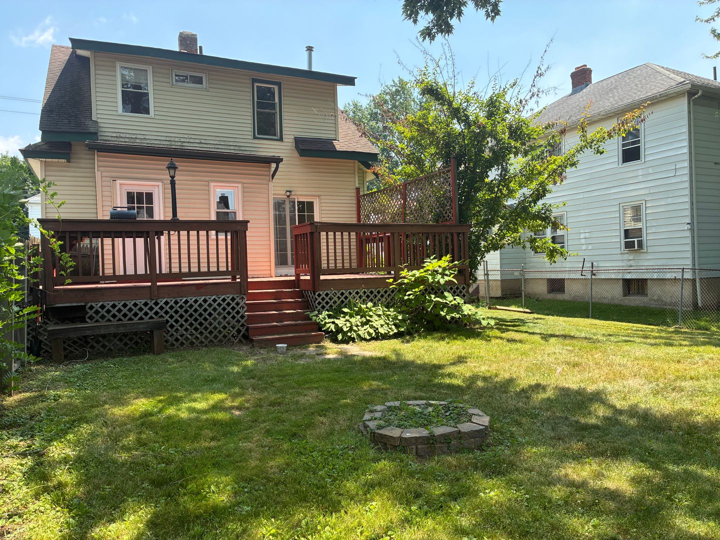 West Hartford House: 51 Nesbit Avenue