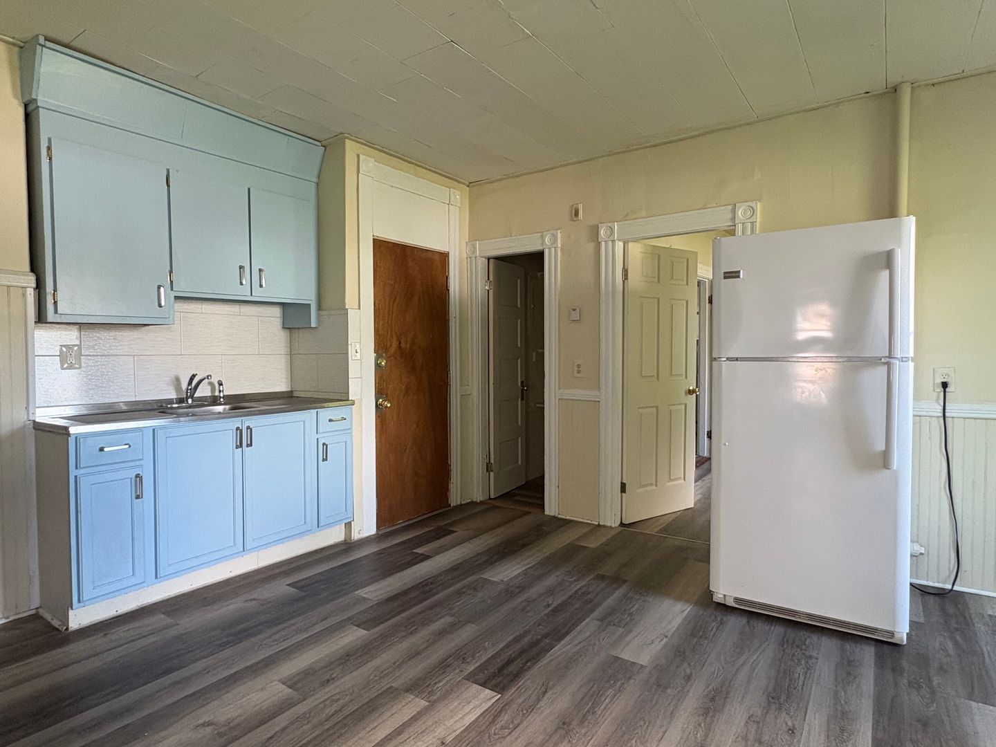 New Britain Apartment: 240-242 Washington St
