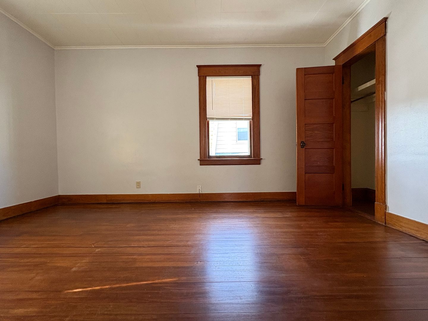 New Britain Apartment: 20 Nash Street