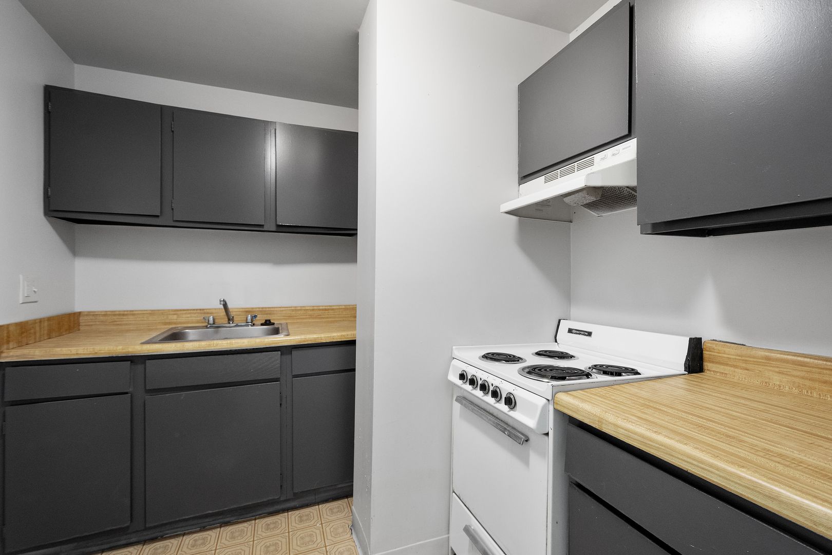 Pittsburgh Apartment: 2500 Brownsville Road