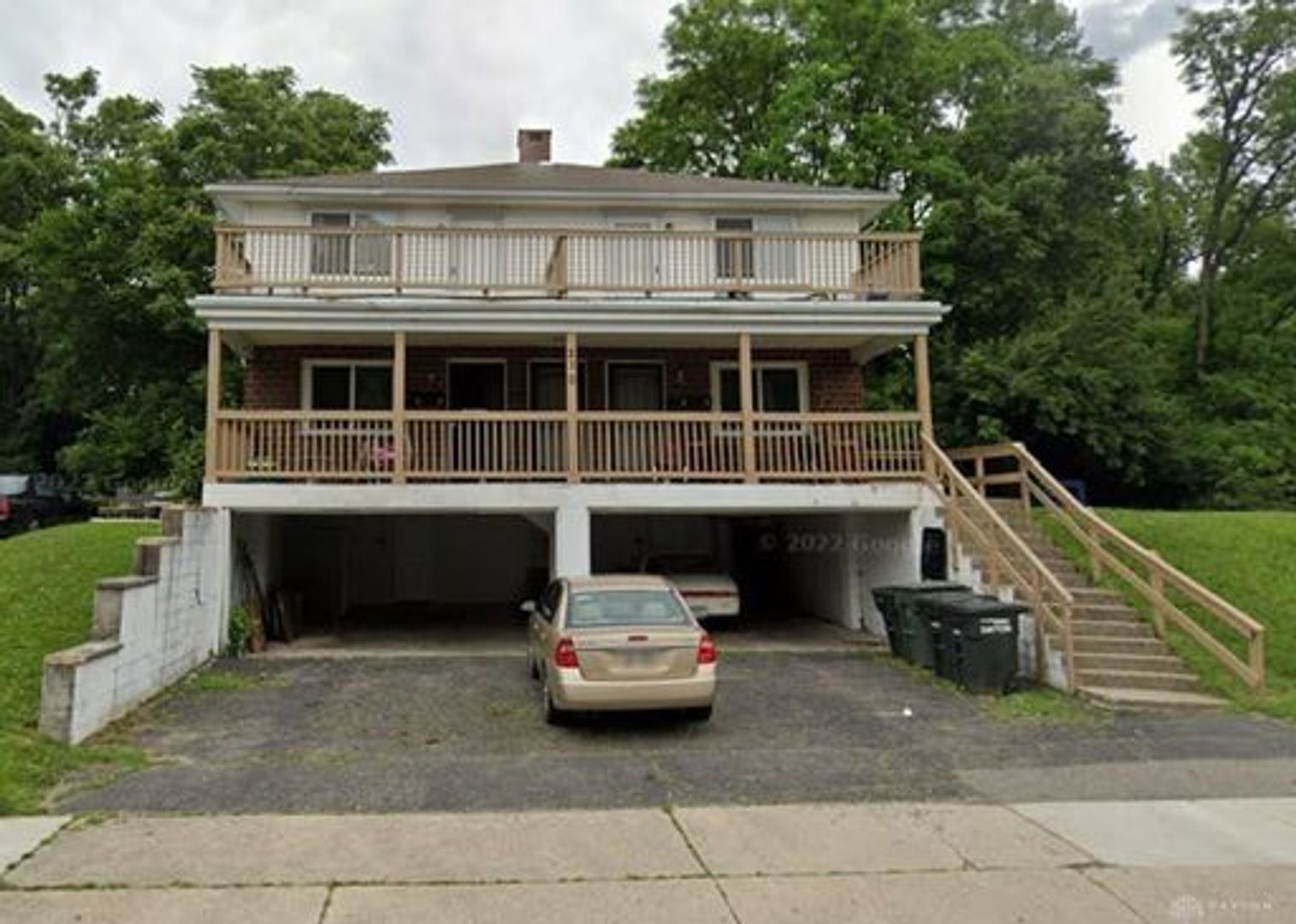 Dayton Apartment: 210 N Cherrywood Ave Units 1-4