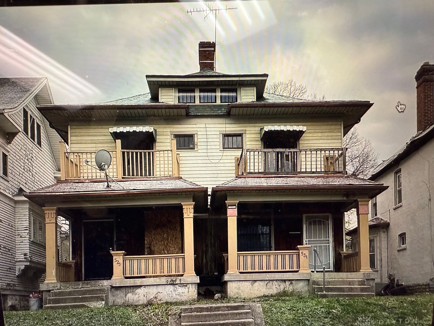 Dayton Apartment: 527-531 Grafton Ave