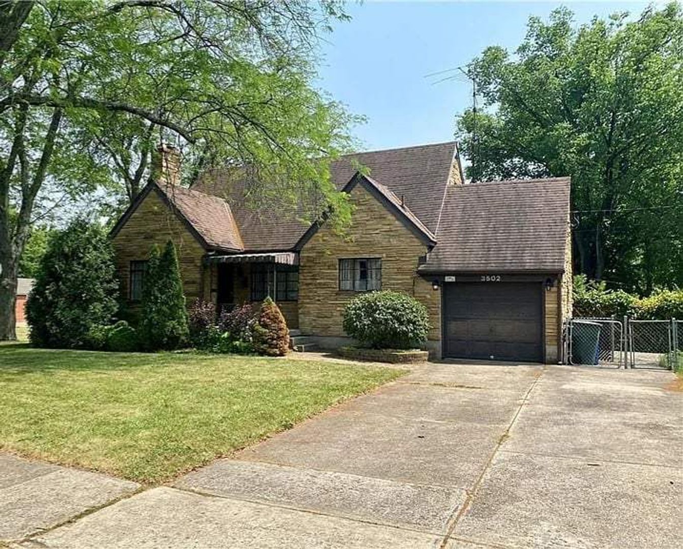 Dayton House: 3502 Stanford Place