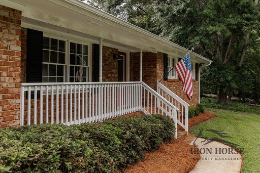 Newly Renovated 4 Bedroom Ranch in Oconee