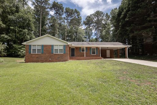 3 Bedroom Brick Ranch in North Oconee