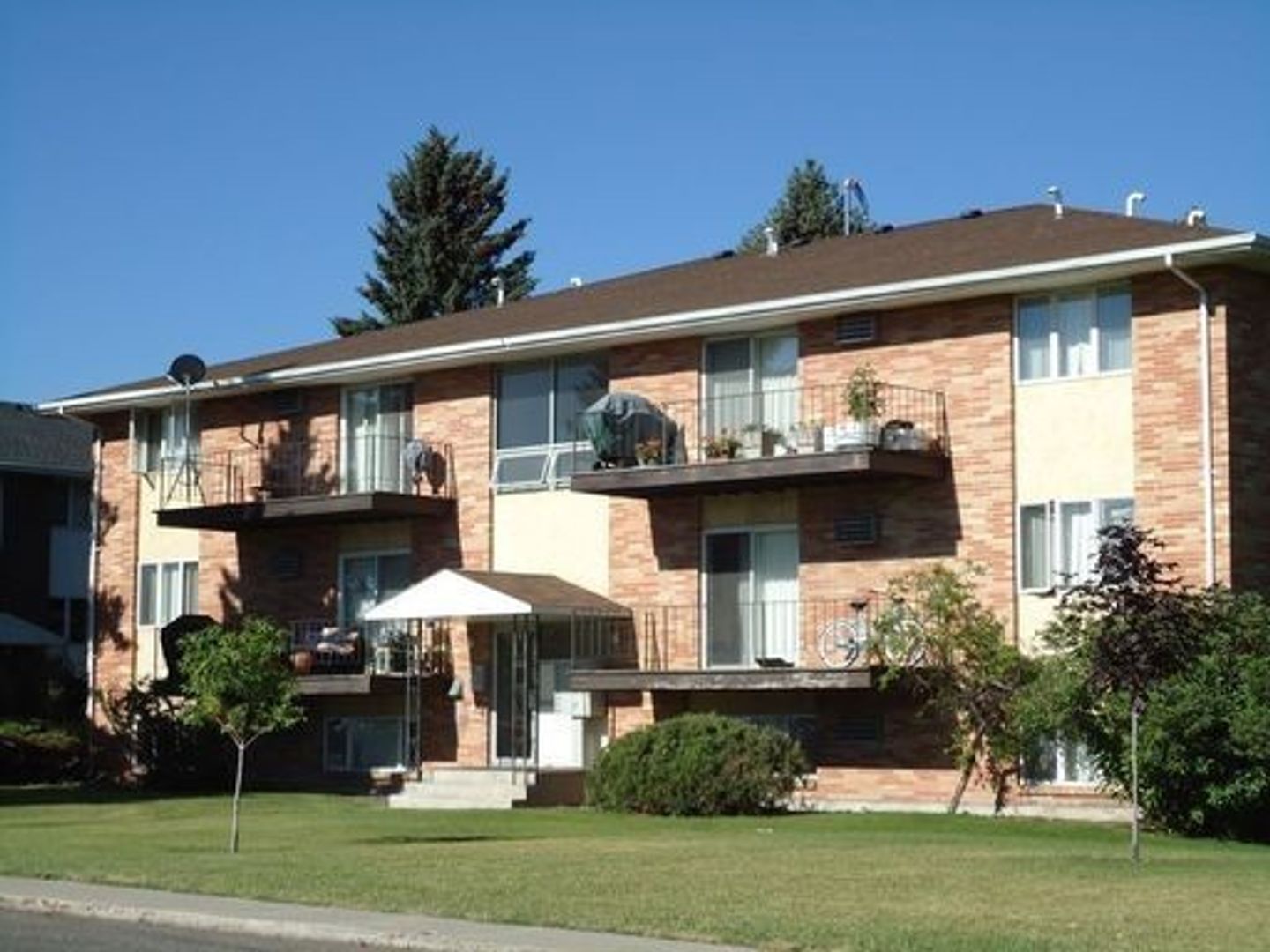 Bozeman Apartment: 805 West Villard Street, Unit #7