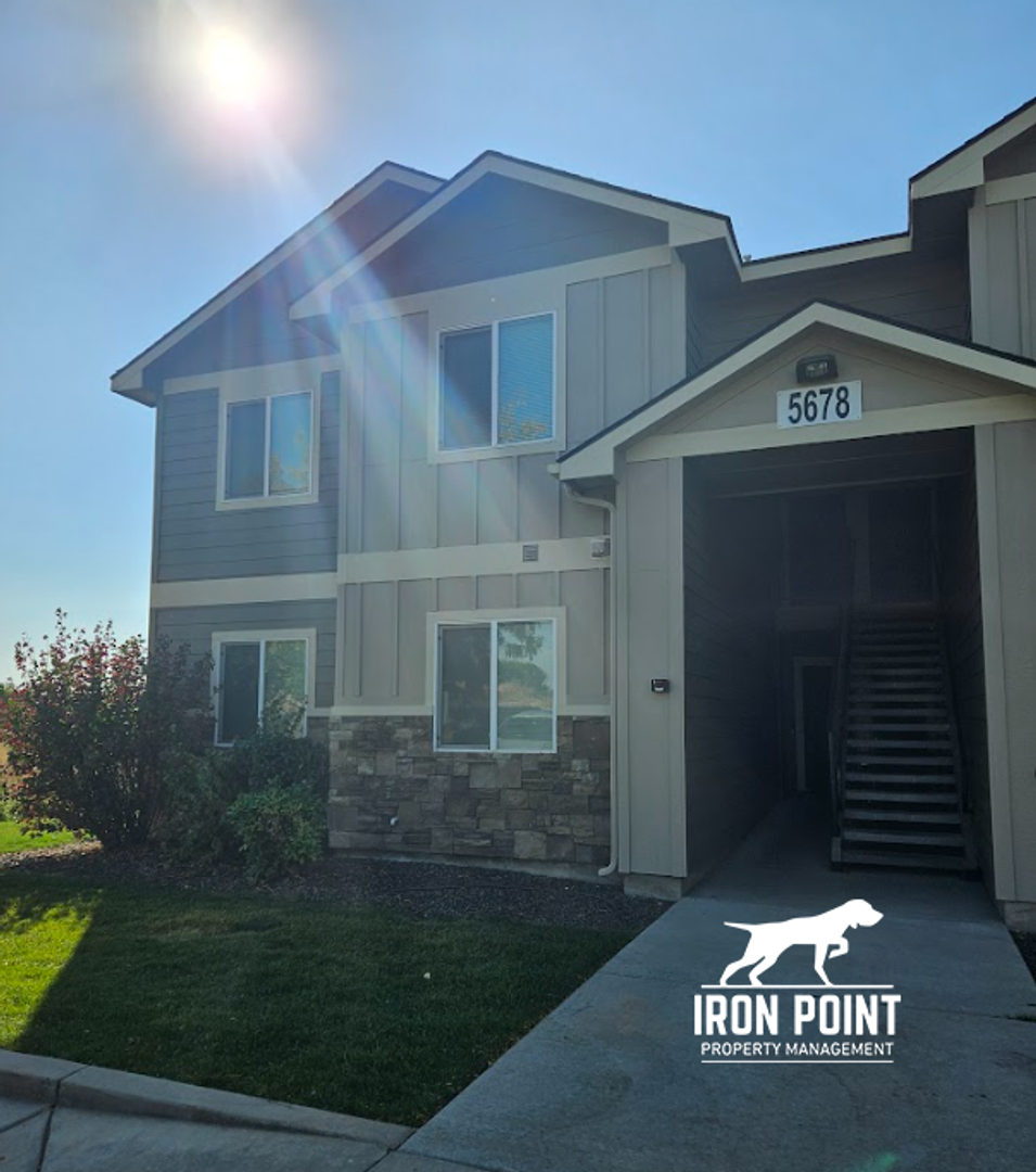 Boise Apartment: 5678 S. Summit Creek Way