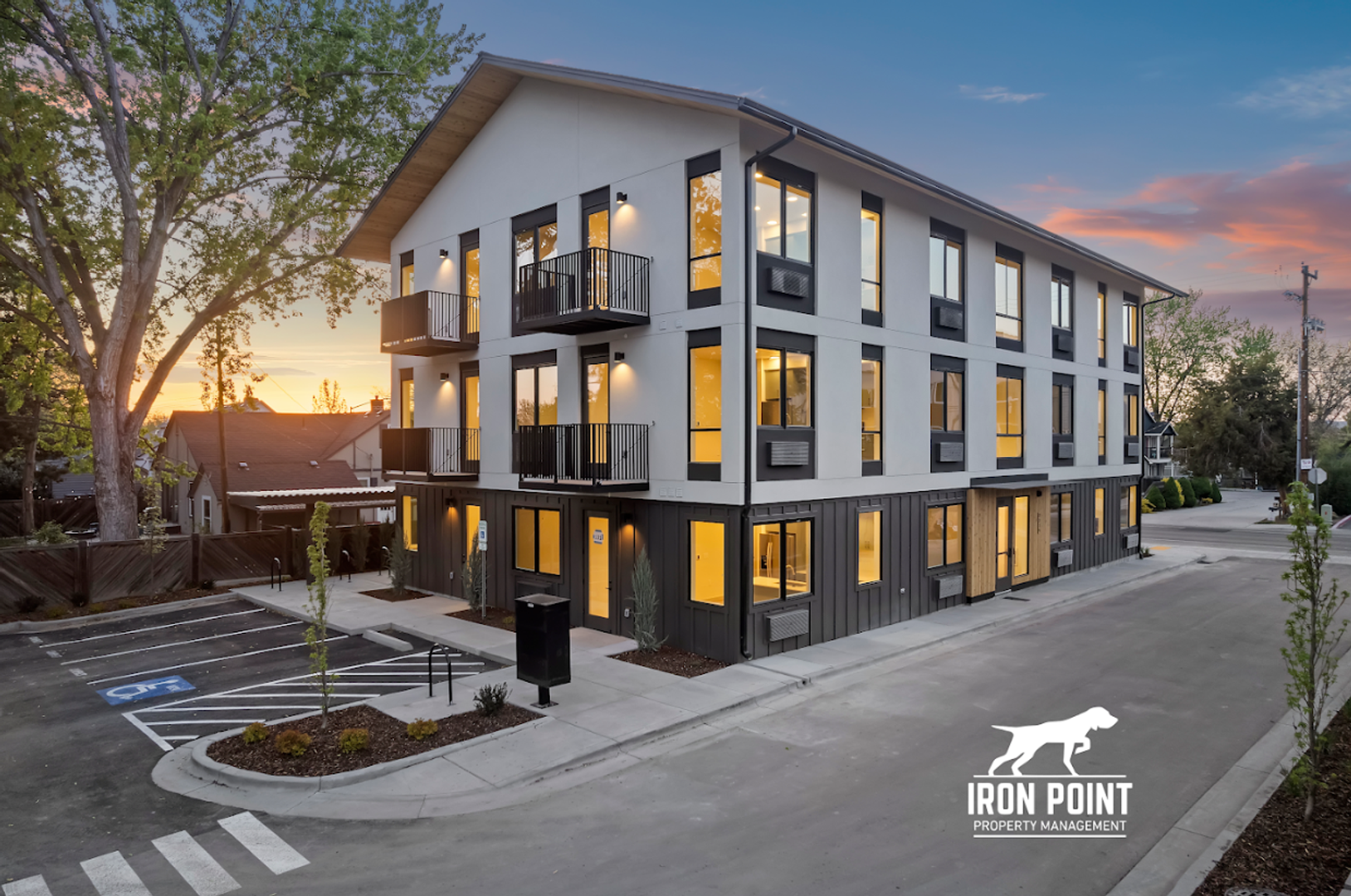 Boise Apartment: 2219 W Kootenai St