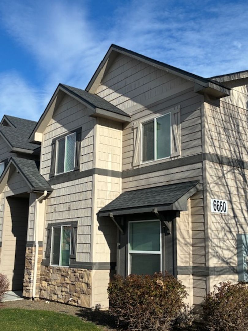 Boise Apartment: 6660 W Colehaven Dr