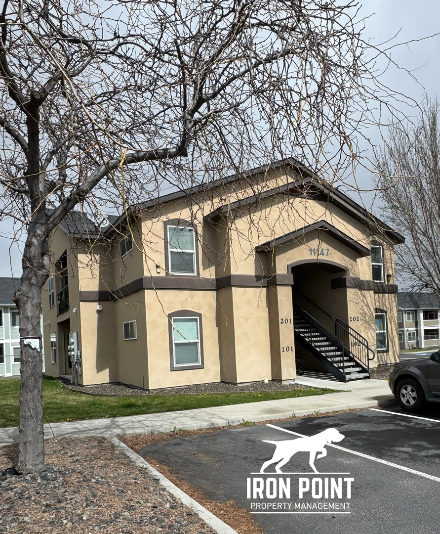 Nampa Apartment: 11140 W Brassy Cove Loop