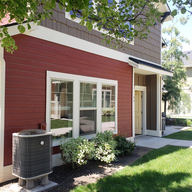 3bed/2bath Townhouse! All Appliances Included, Covered Parking, Onsite gym, Pool and Playground – photo 1