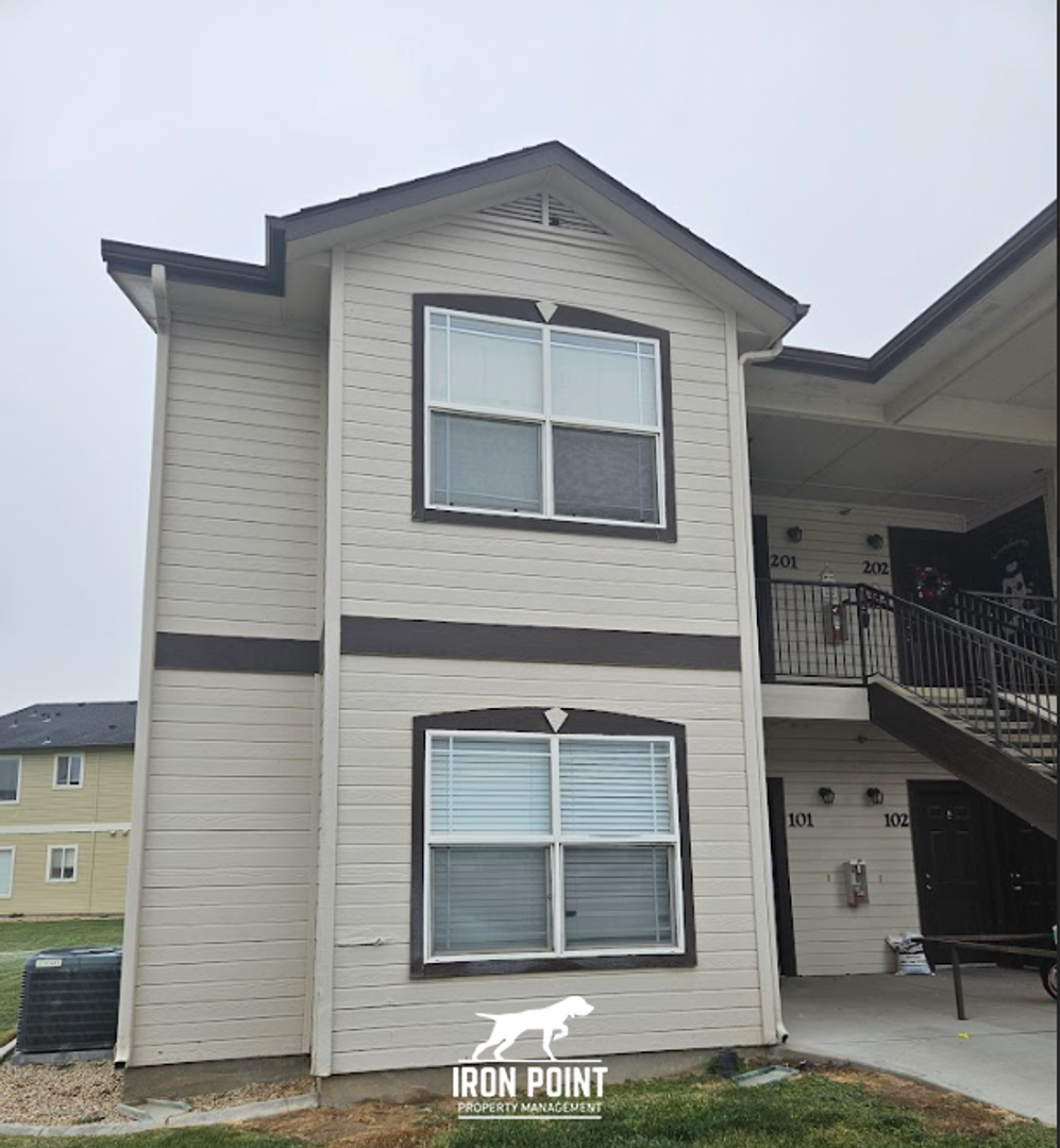 Nampa Apartment: 2108 E. Whispering Willow Ln.