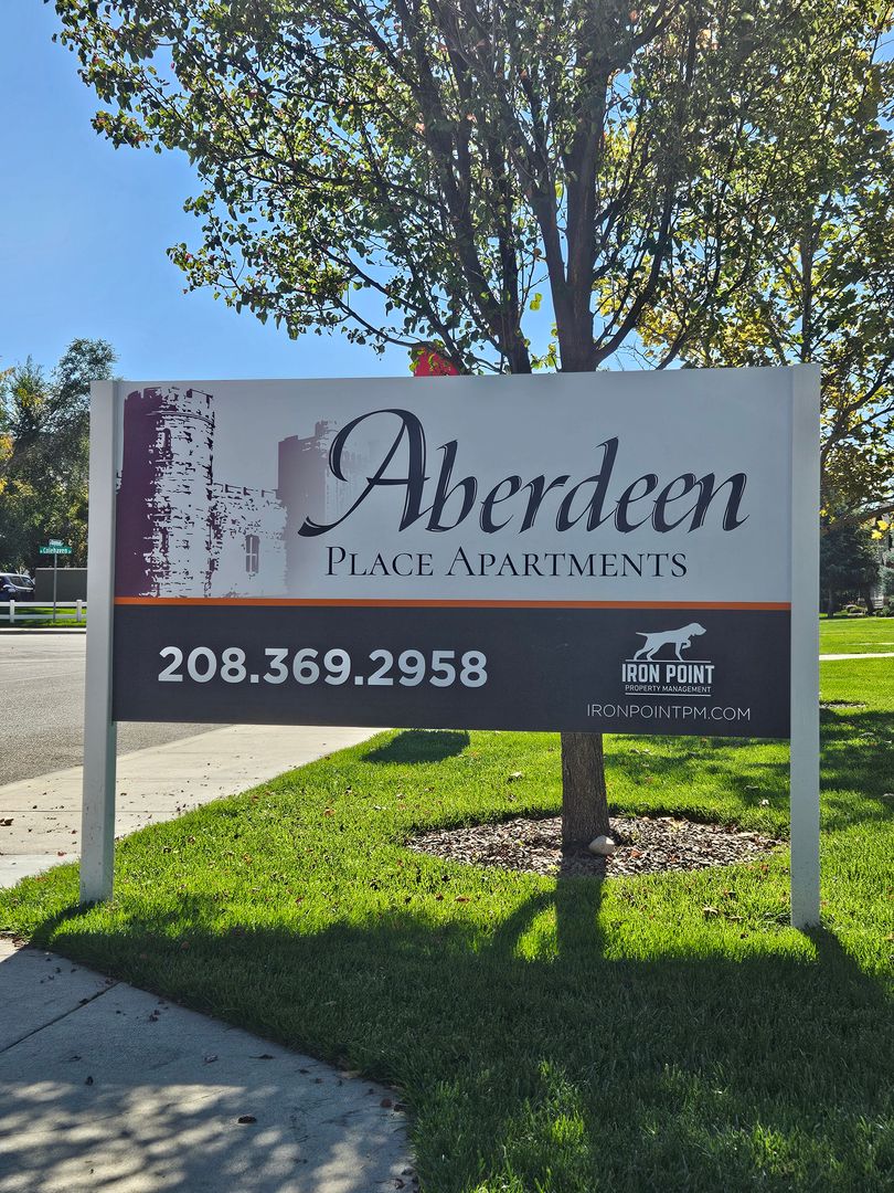 Boise Apartment: 1407 N. Fry Ln.