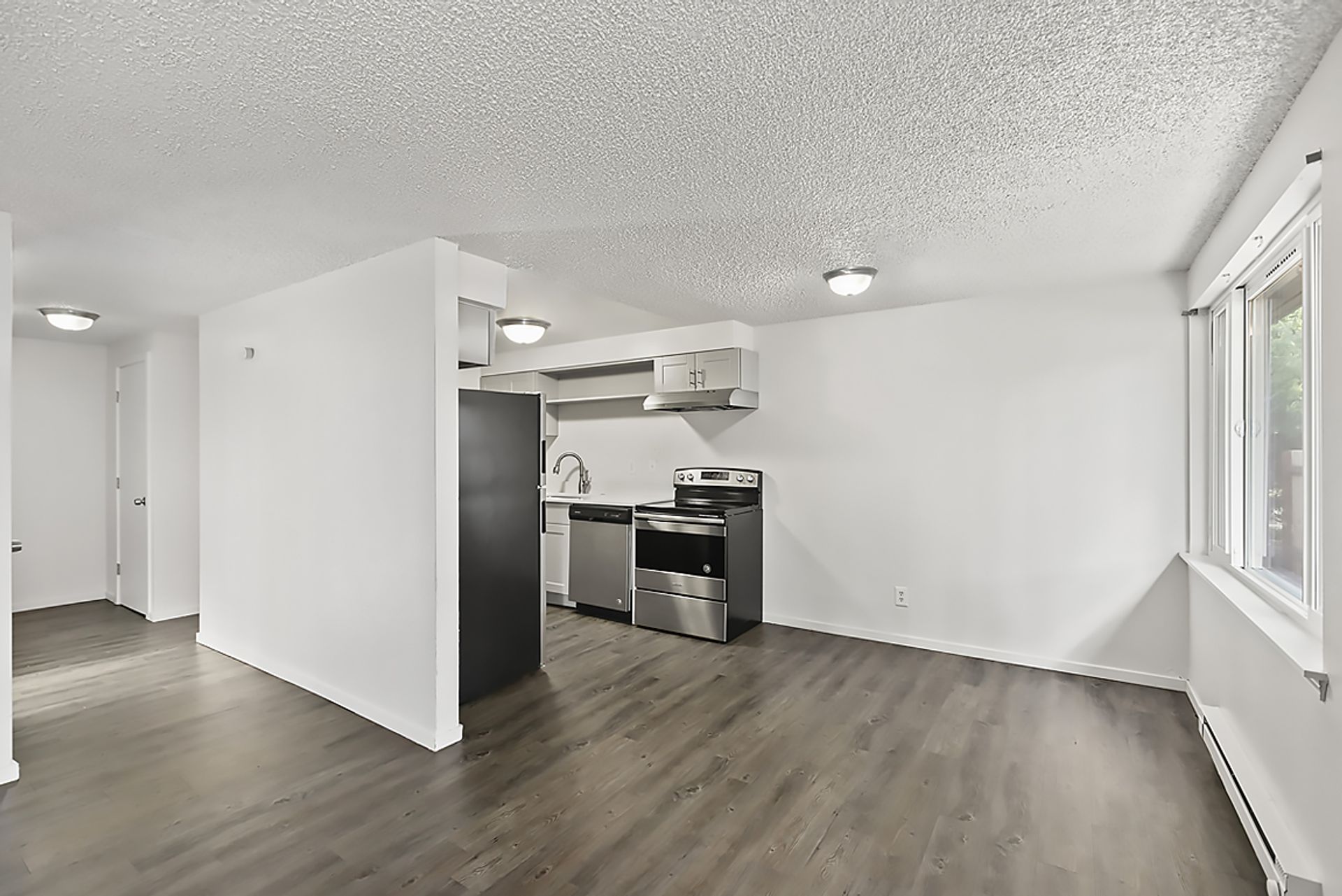 Tacoma Apartment: 3202 Pacific Ave
