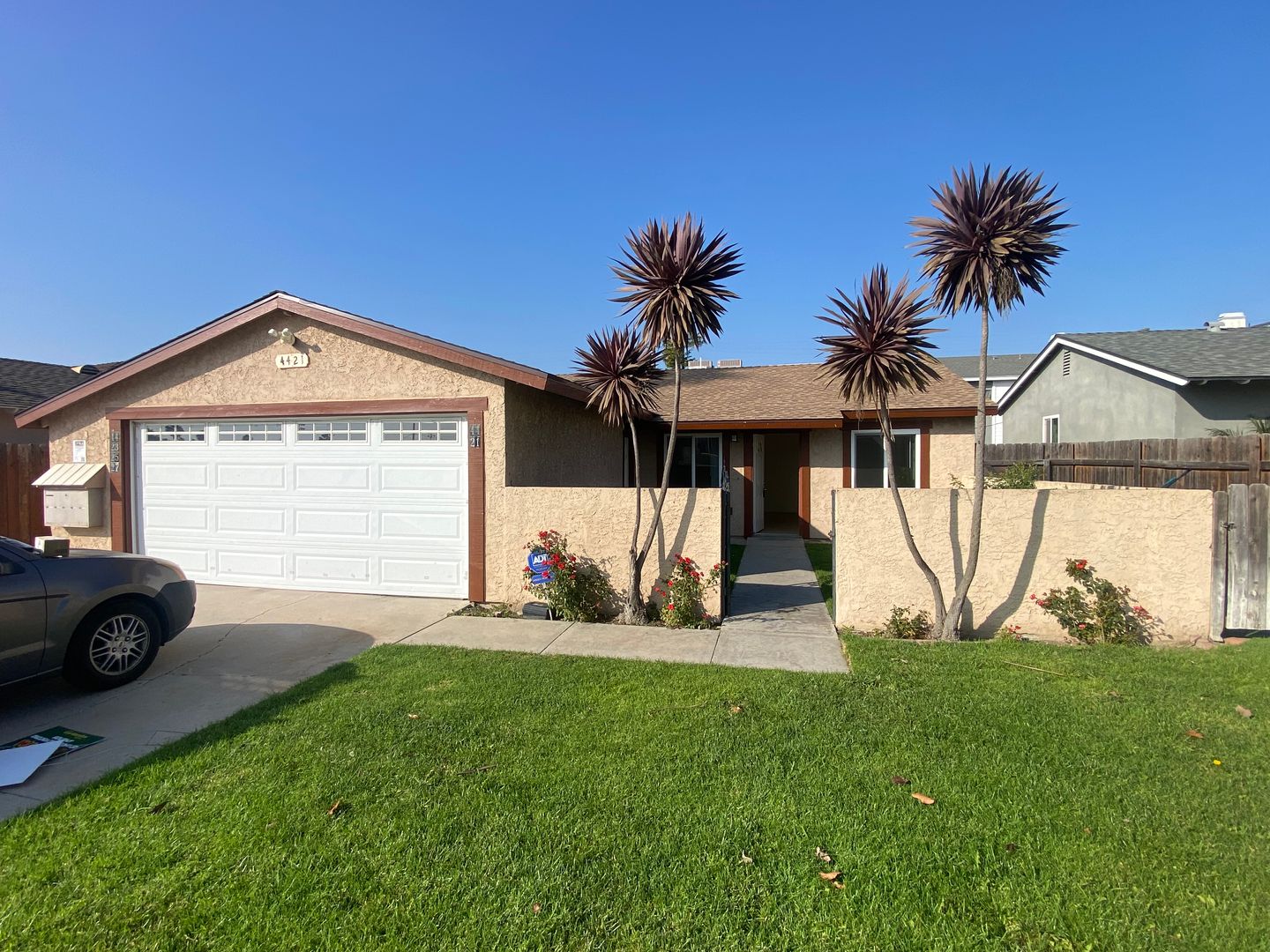 Los Alamitos Apartment: 4421-4427 Farquhar Ave