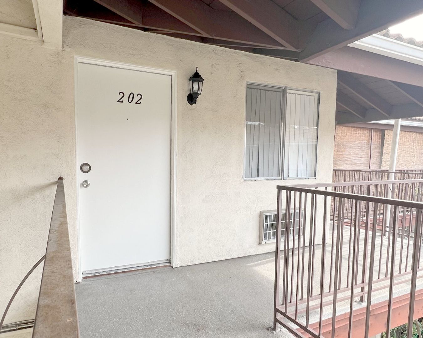 Buena Park Apartment: 6450 Lincoln Ave