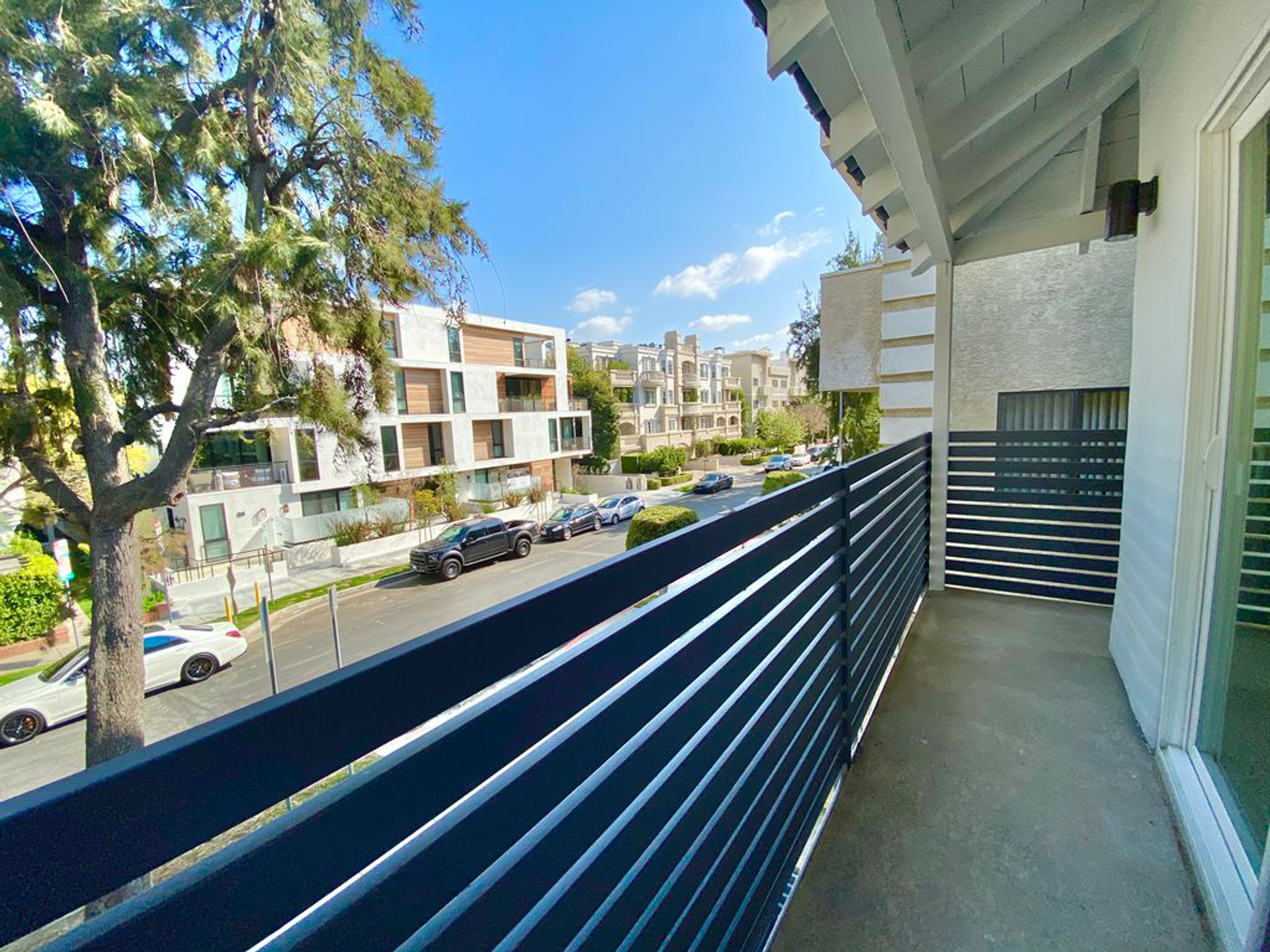 N Swall Apartments 10 of 12