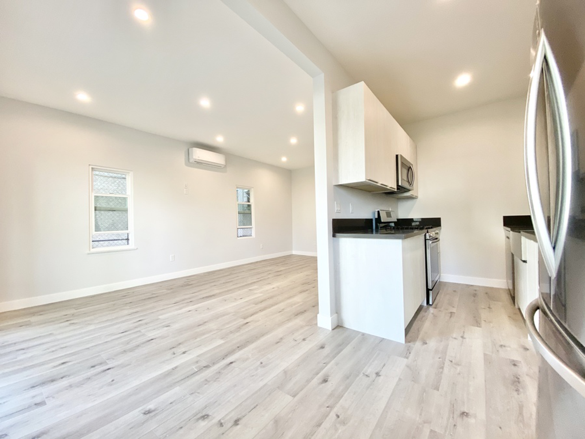 N Swall Apartments 7 of 12