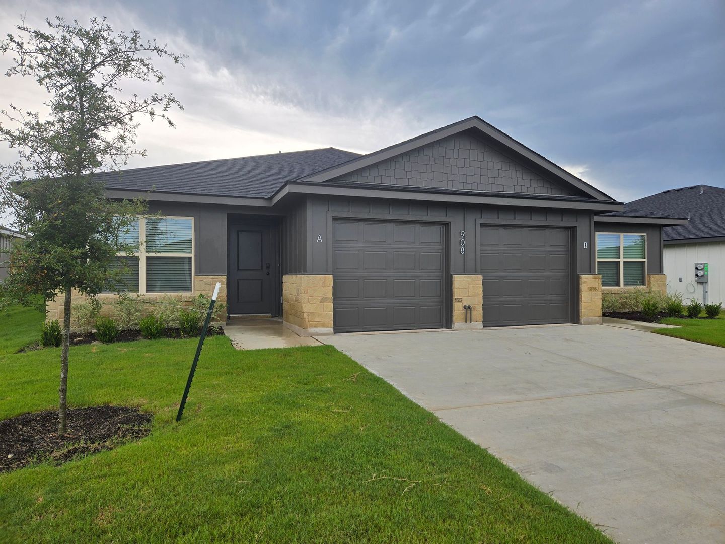 Killeen Apartment: 908 Cherry Laurel Lane (A/B)