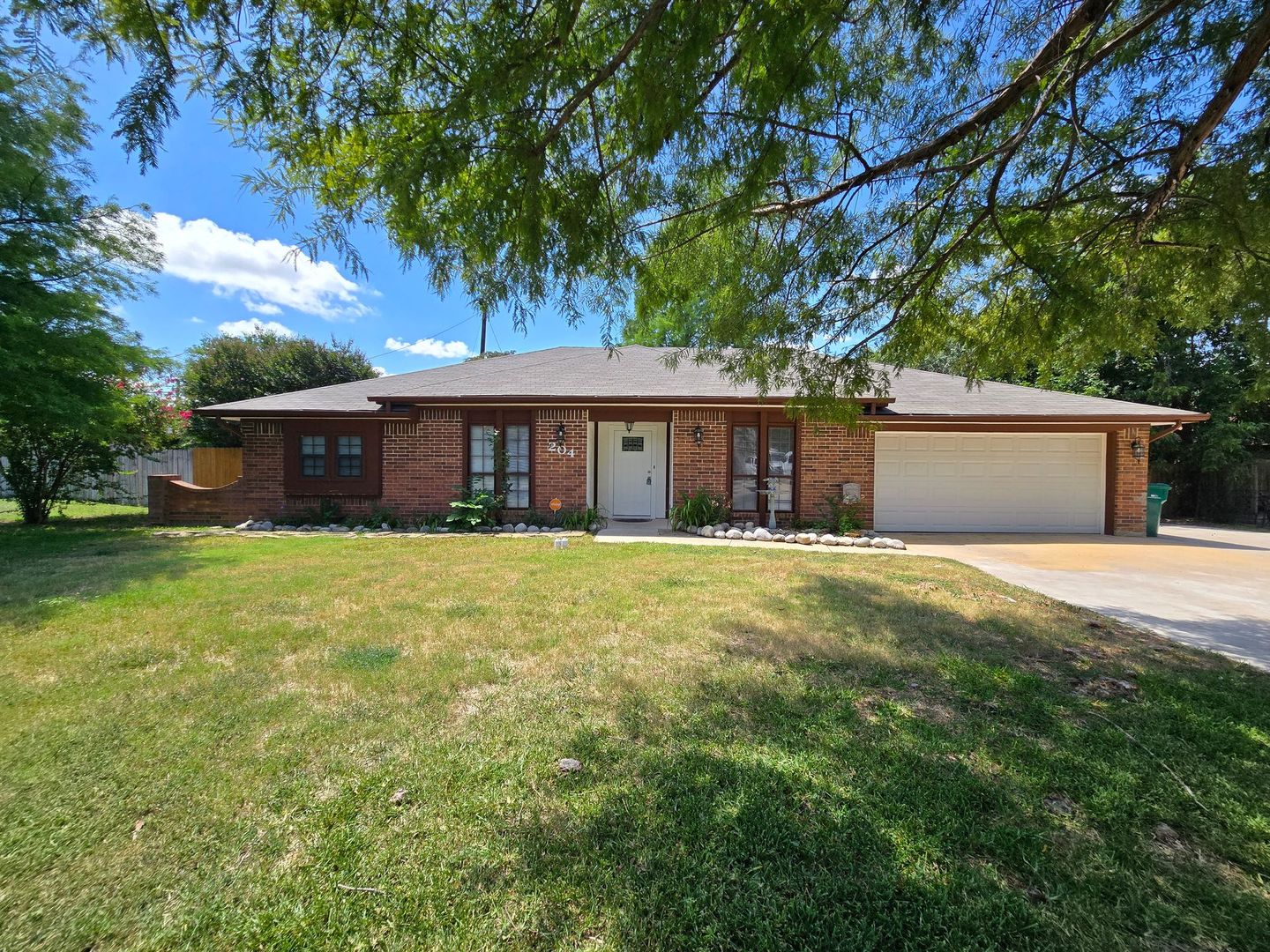Harker Heights House: 204 Redwood Circle