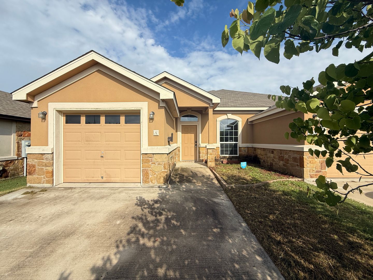 Killeen Apartment: 407 Study Hall Loop (A/B)