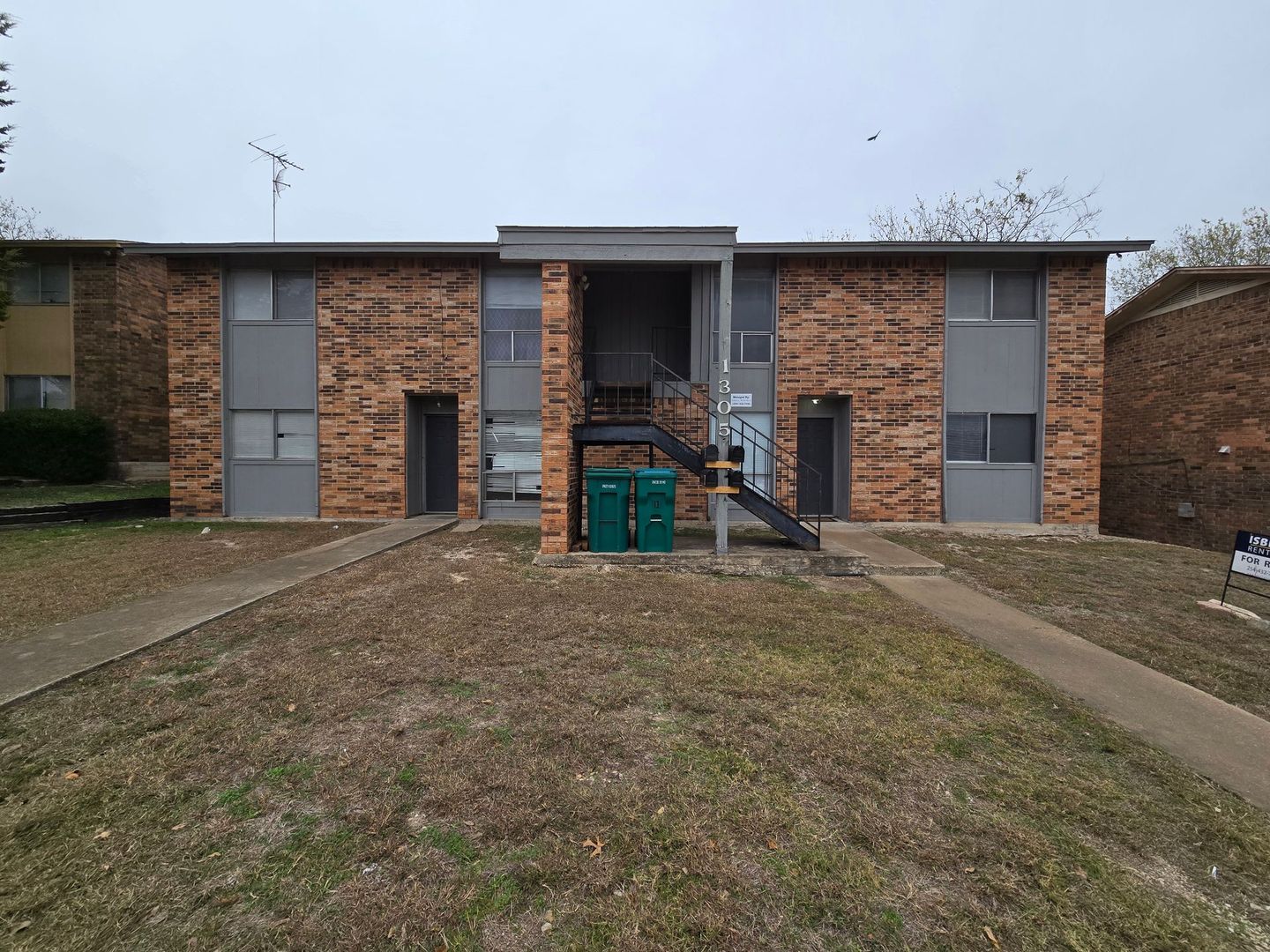Harker Heights Apartment: 1305 Indian Trail - D