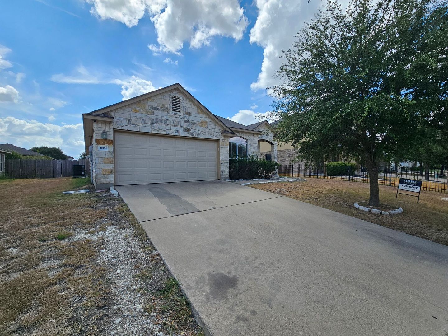 Killeen House: 4600 Sydney Harbour Court