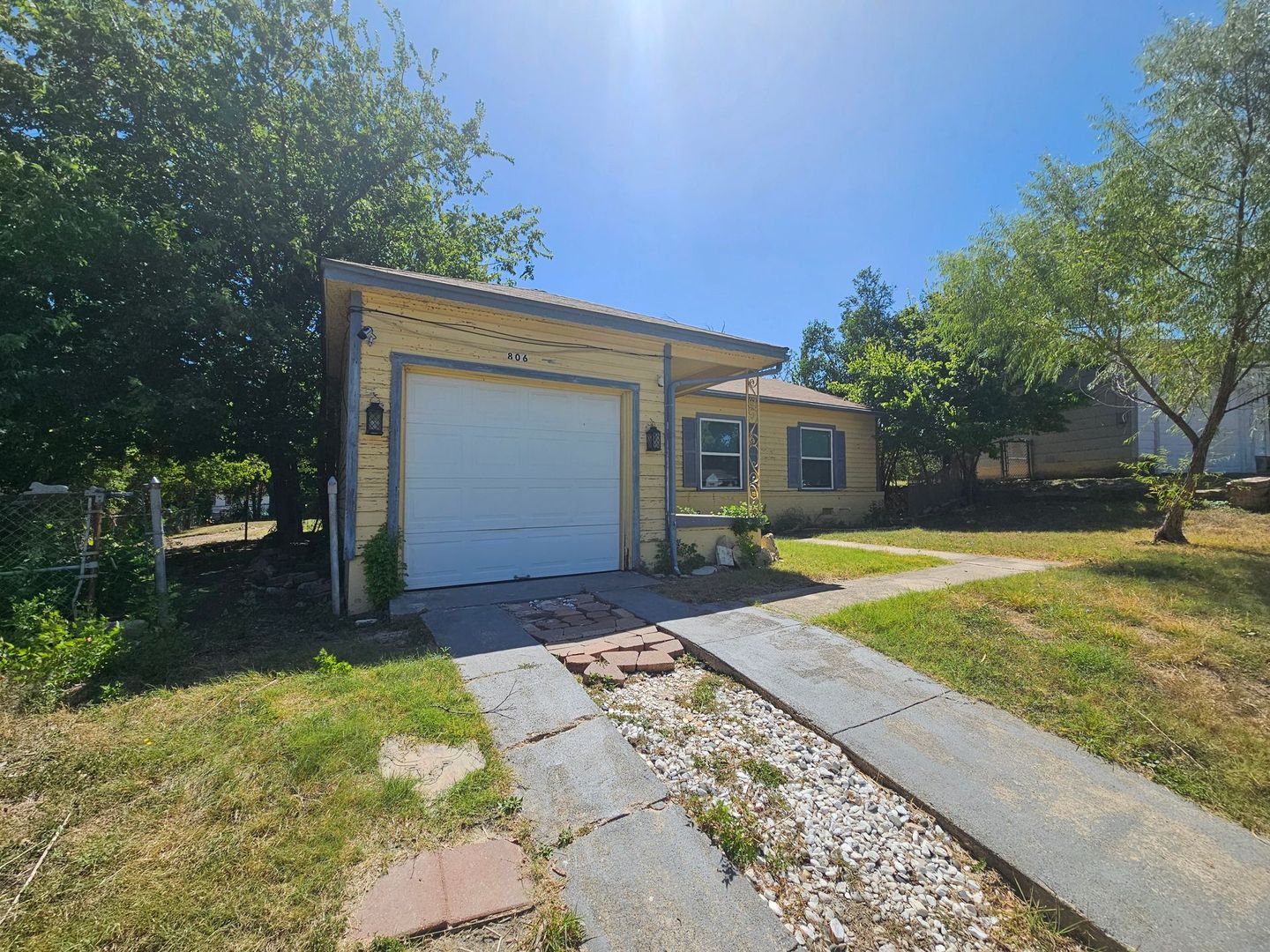 Killeen House: 806 Carlisle Ave