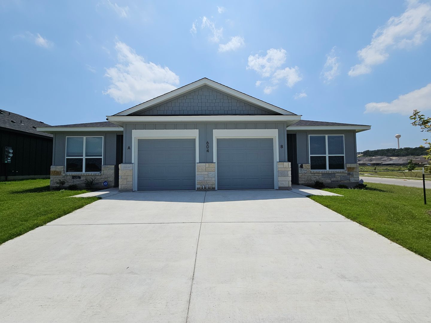 Copperas Cove Apartment: 604 Pacific Crest Trl (A/B)