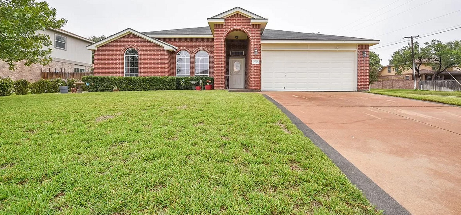 Harker Heights House: 100 W Running Wolf Trail