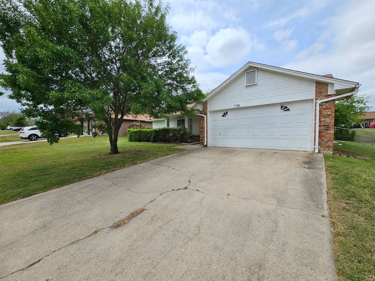 Killeen House: 3201 Paintrock Drive