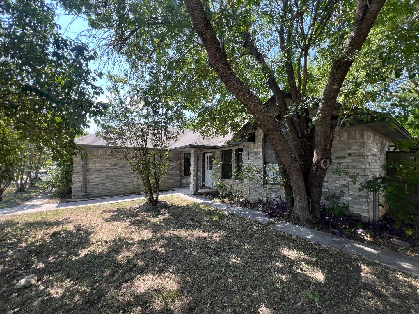 Killeen House: 4901 Bending Trl