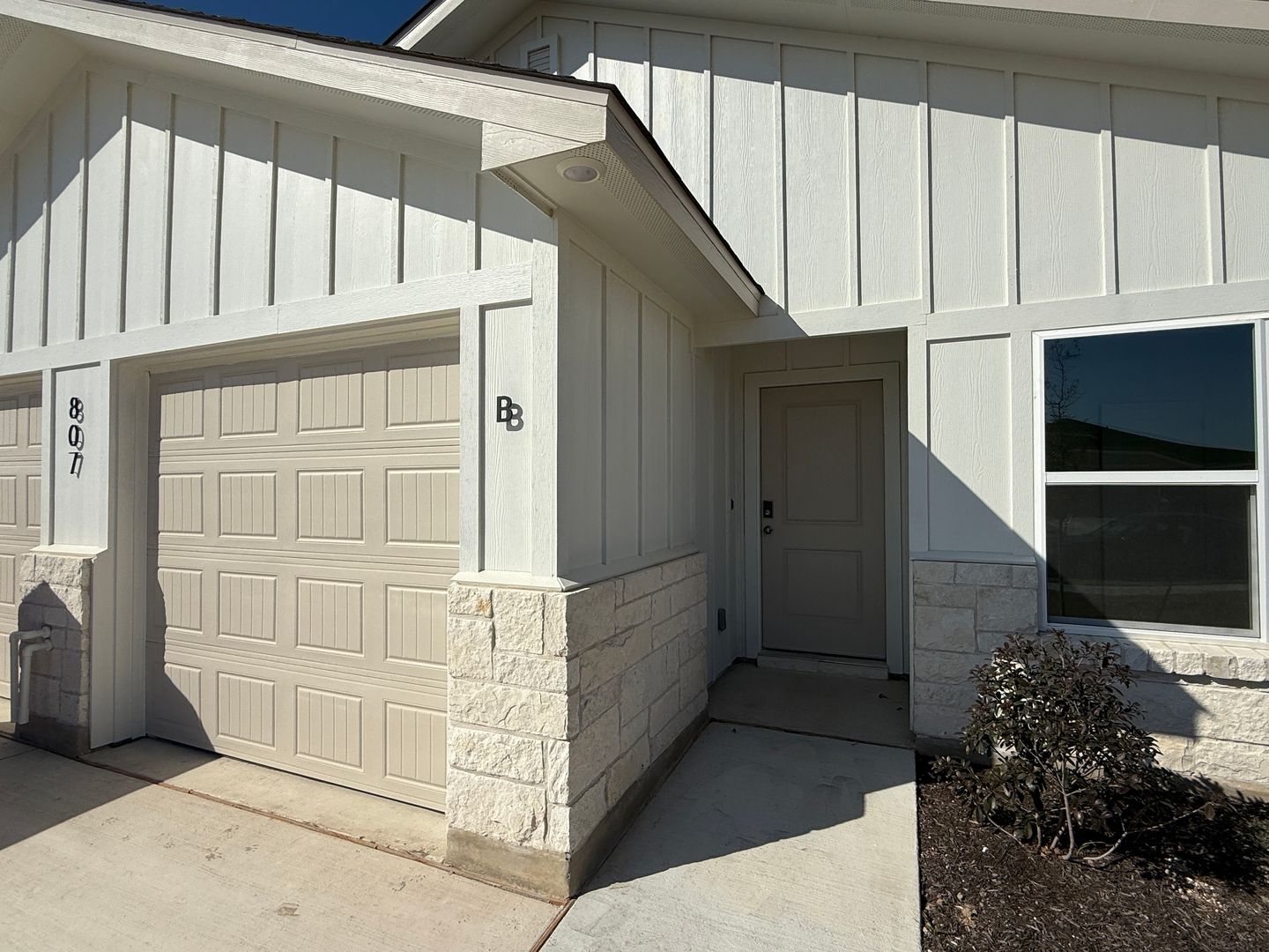 Killeen Apartment: 807 Wax Myrtle Court (A/B)