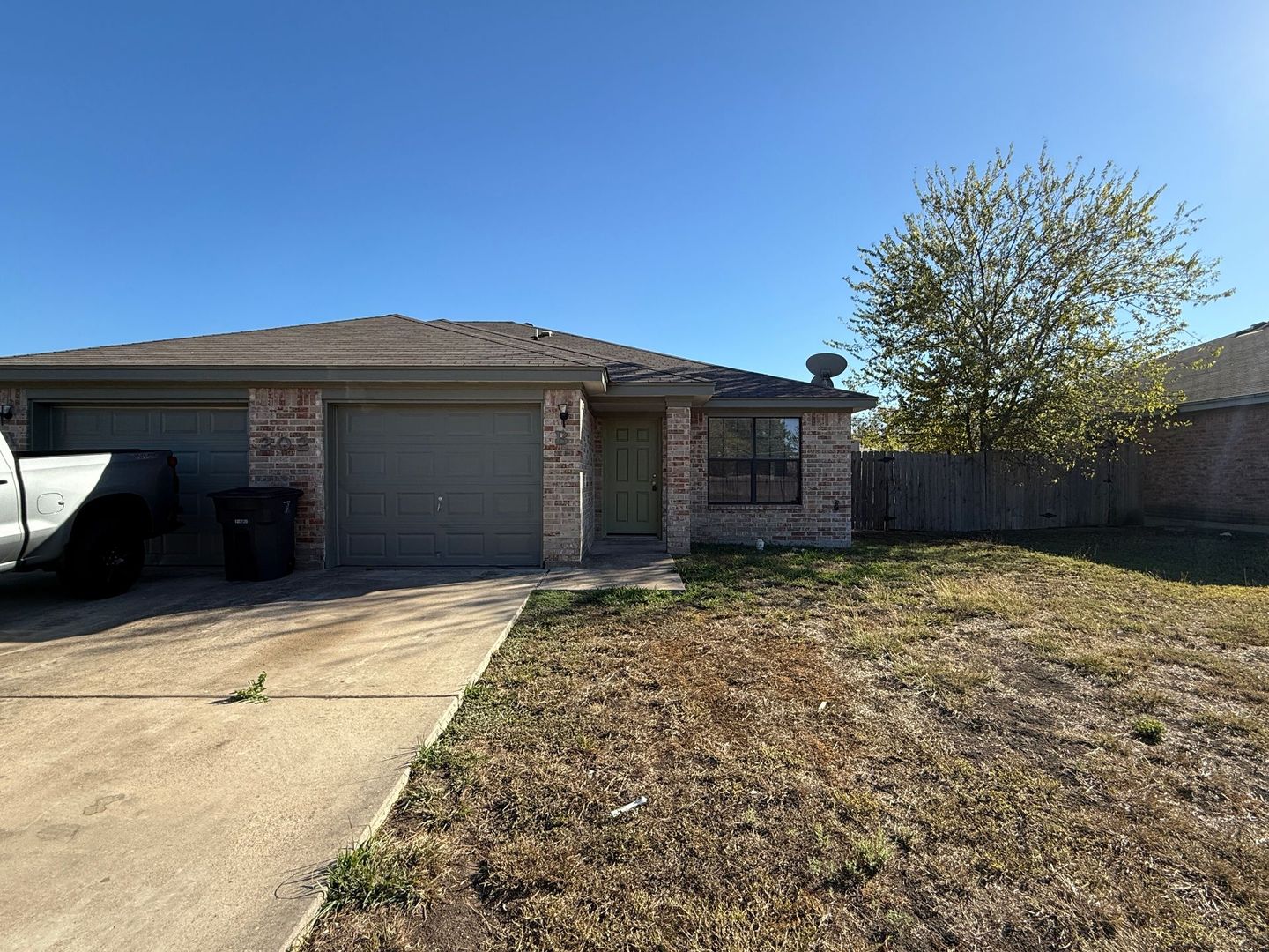 Killeen Apartment: 202 Castellon Court