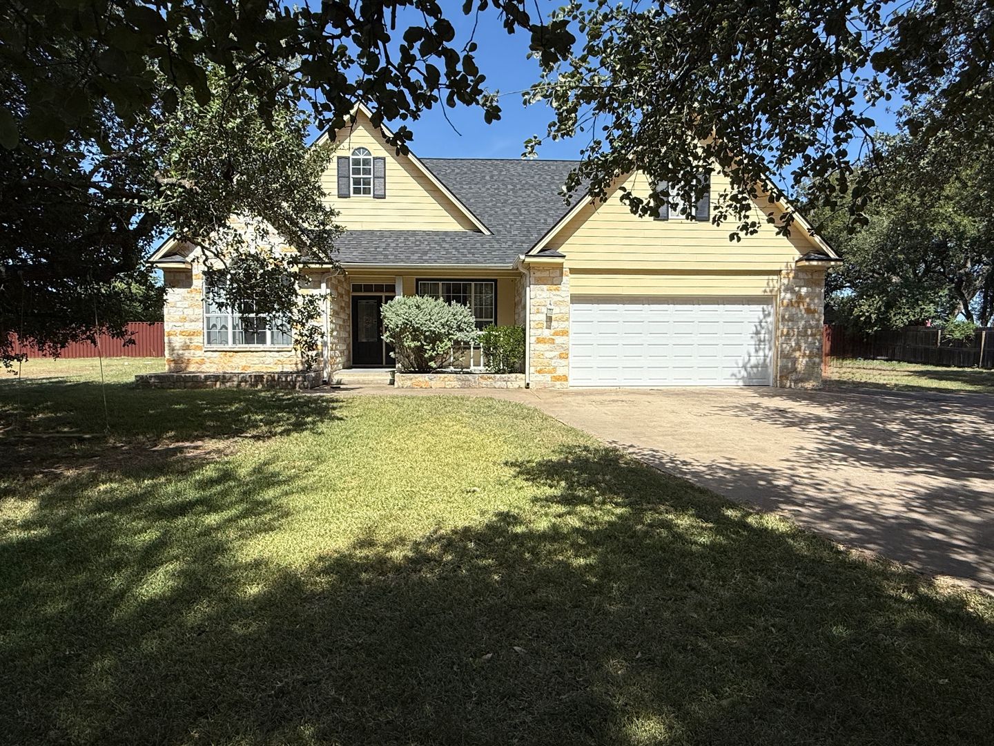 Salado House: 1300 Salado Oaks Drive