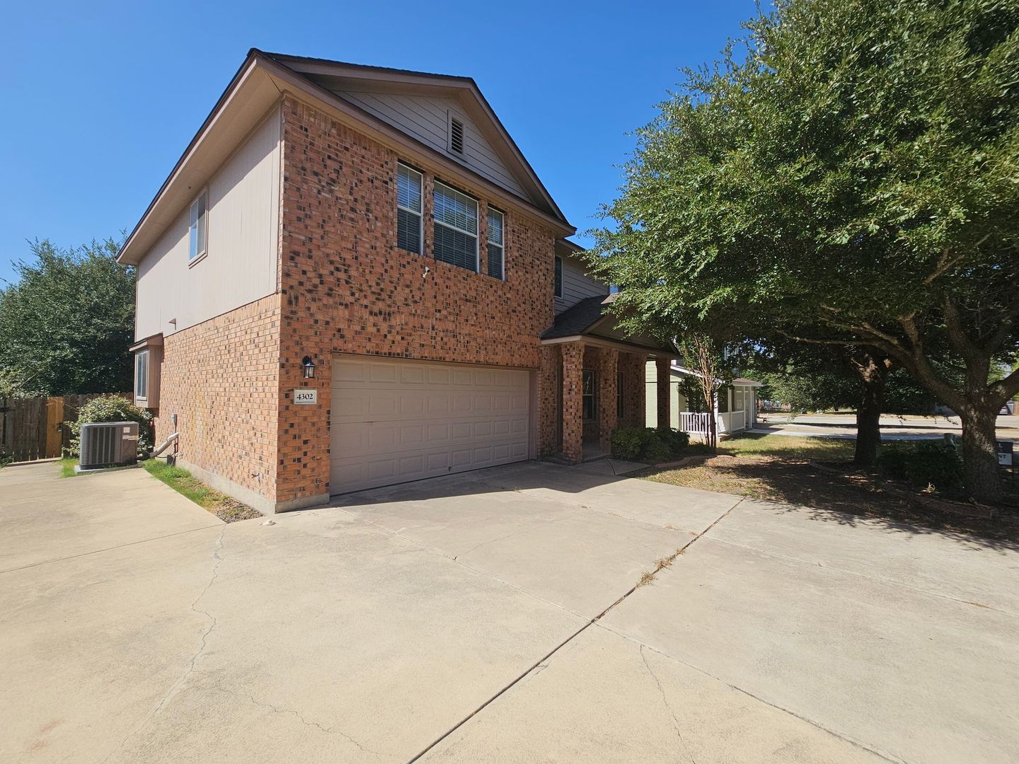 Killeen House: 4302 Cessnock Drive