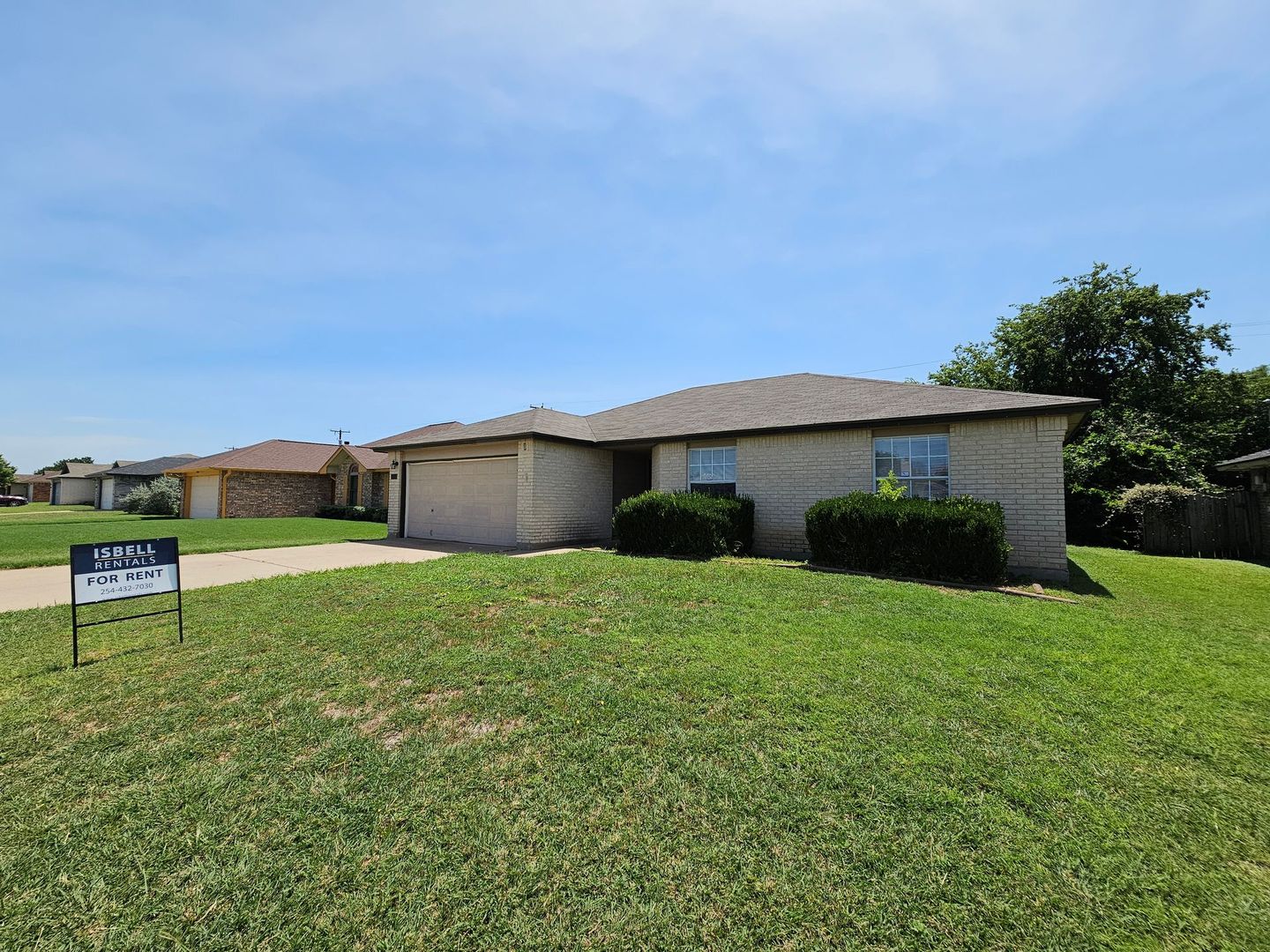 Killeen House: 4604 Ledgestone Drive