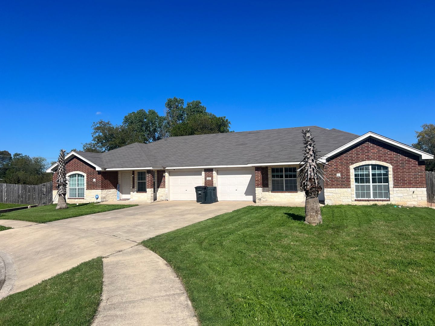 Killeen Apartment: 1500 Golden Eagle Court (A/B)