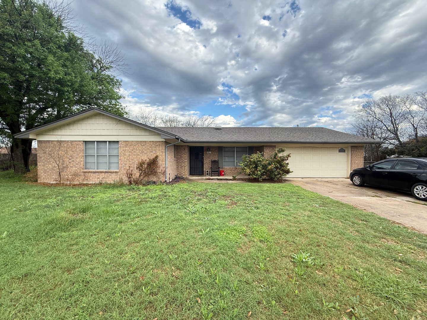 Killeen House: 2301 Zinnia Court