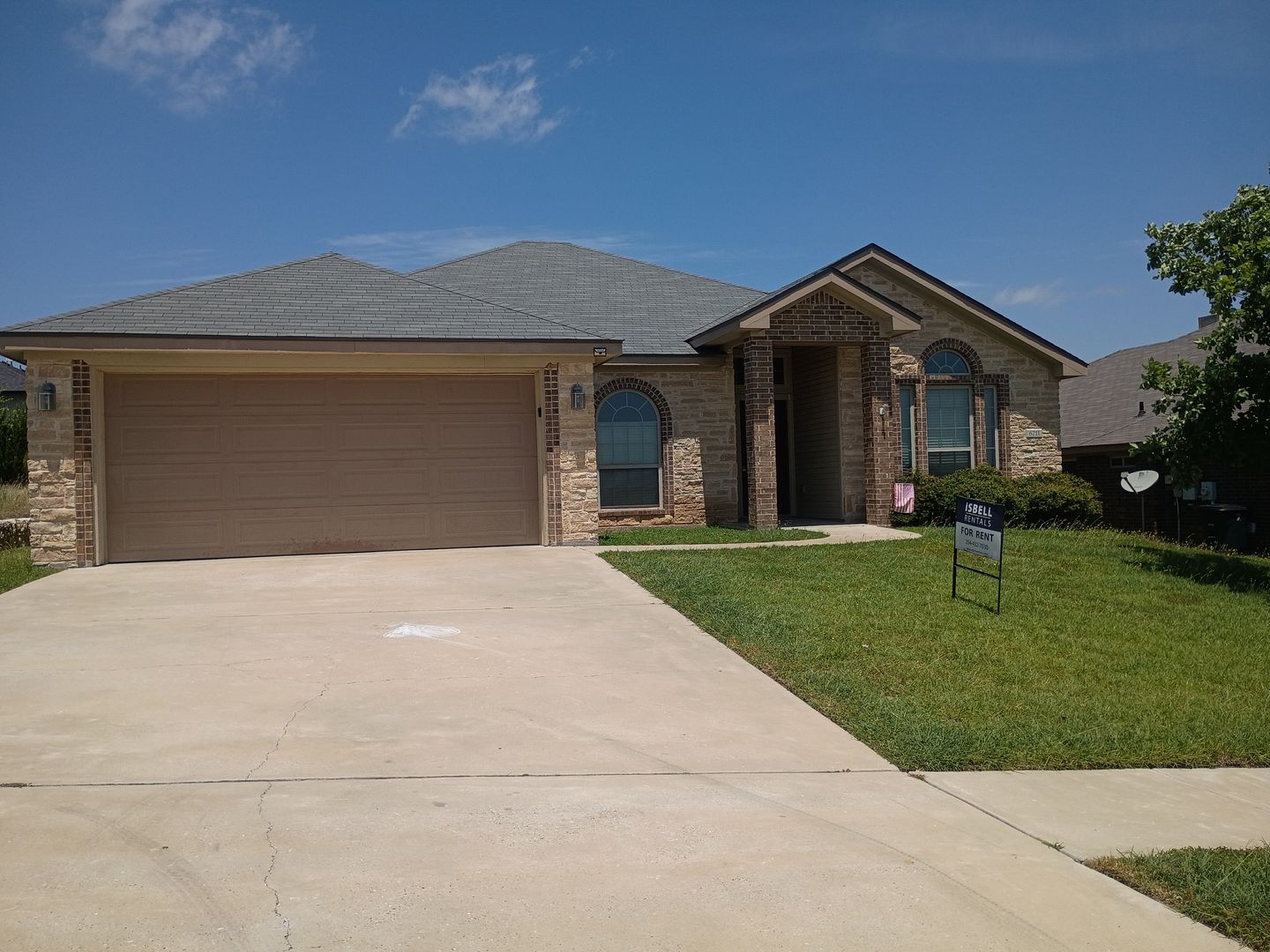 Killeen House: 6211 Newcastle Drive