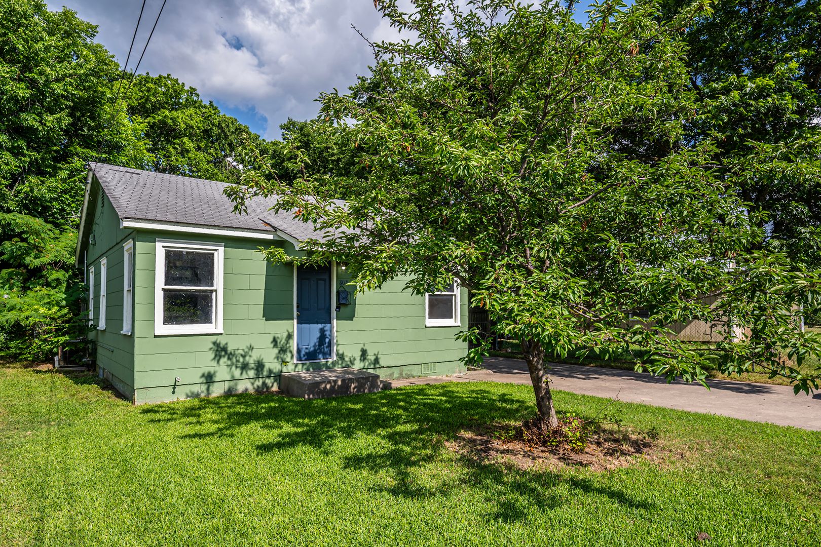 Ardmore House: 808 H NW