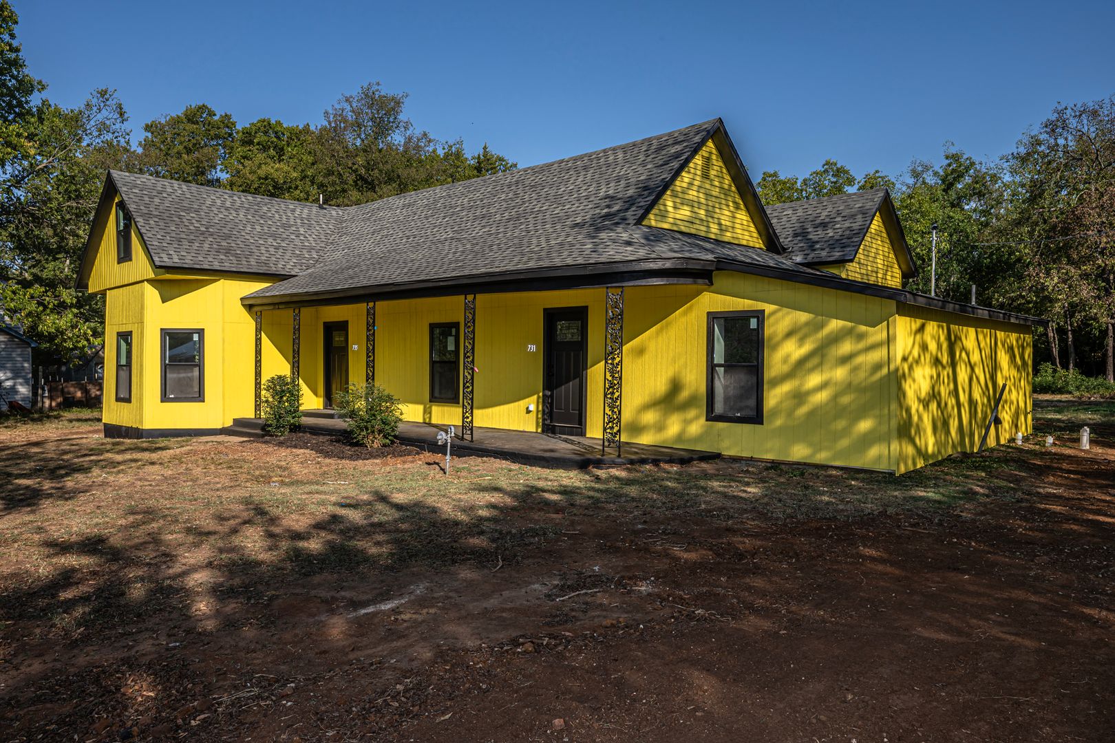 ardmore Apartment: 735 8th nw