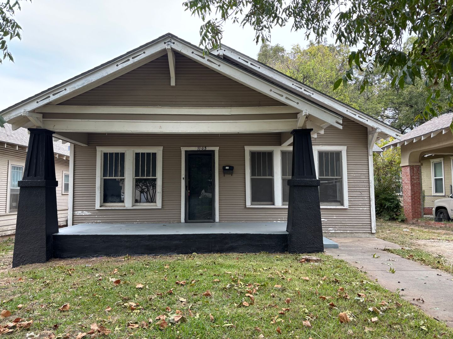 Ardmore House: 1105 3rd Ave SW