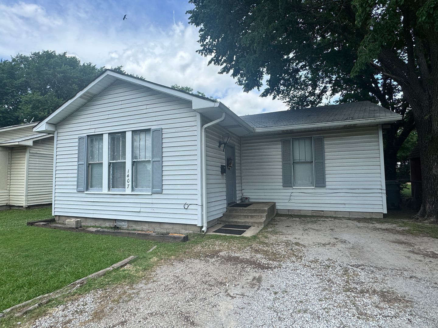 Ardmore House: 1407 8th Ave NW