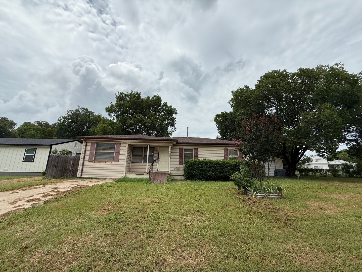Ardmore House: 1701 Tower Drive