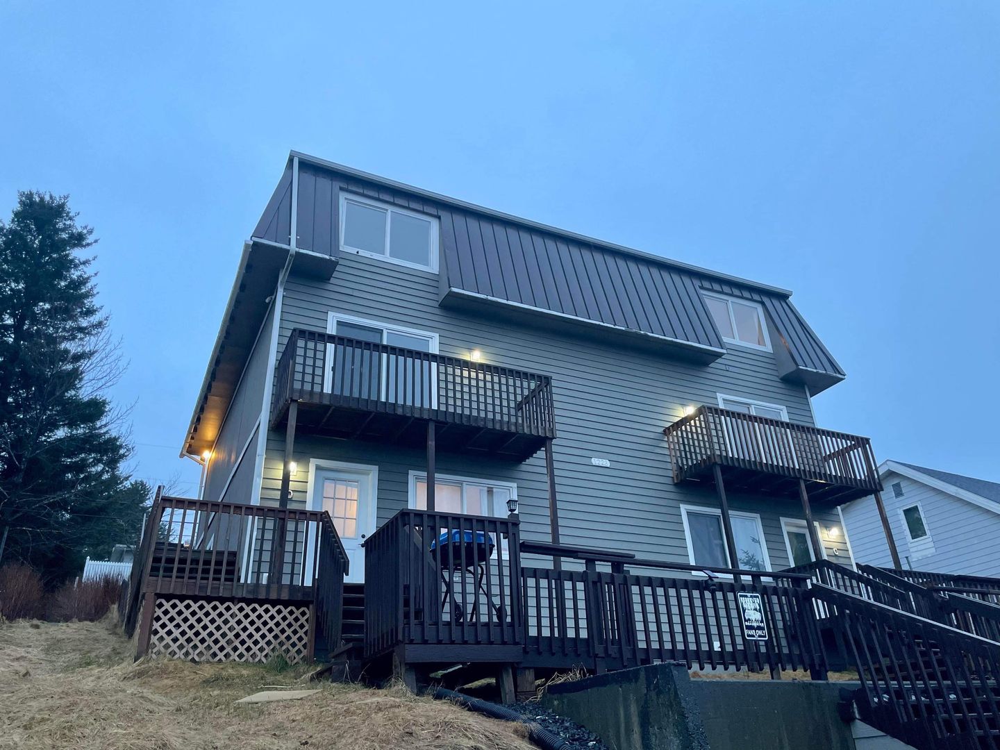 Kodiak Apartment: 1223 Larch Street