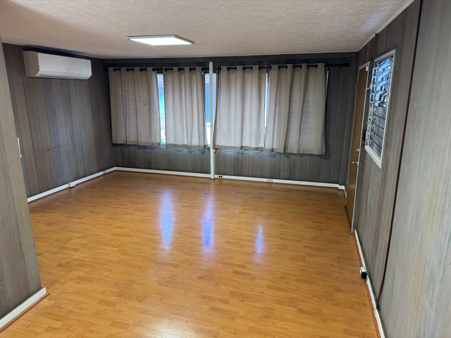 Honolulu House: 749 Gulick Ave