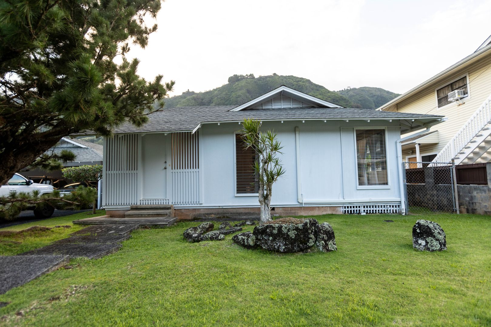 Honolulu House: 3360 Pakanu Street