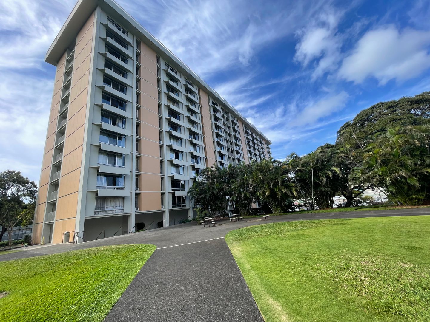 Honolulu Apartment: 1511 Nuuanu Ave #235