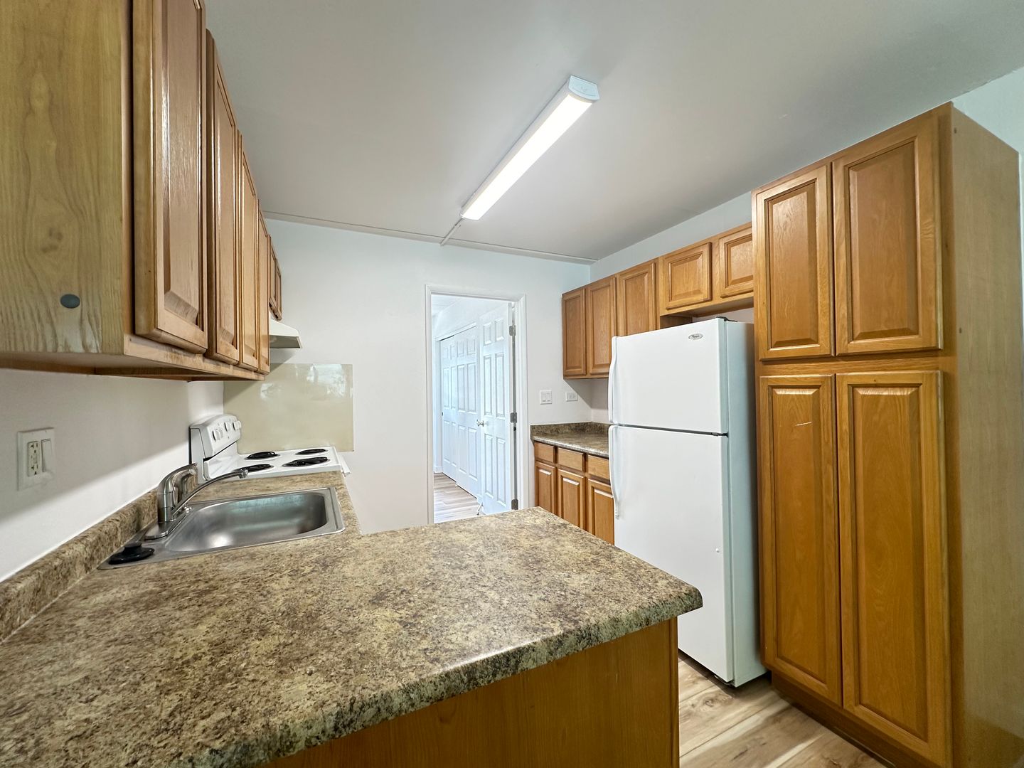 1 Bedroom 1 Bath in Wailuku 2 of 7